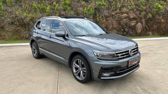 VOLKSWAGEN TIGUAN 2.0 350 TSI GASOLINA ALLSPACE R-LINE 4MOTION DSG VOLKSWAGEN TIGUAN 2.0 350 TSI GASOLINA ALLSPACE R-LINE 4MOTION DSG